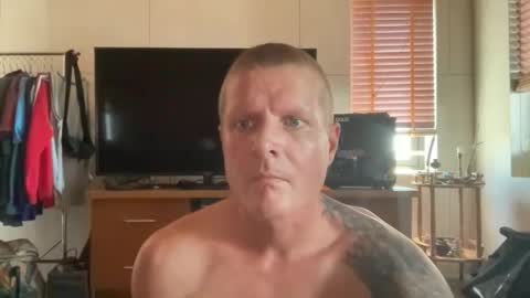 rabbit_eyes69 online show from June 4, 3:34 am