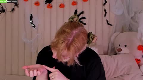 Snapshot of rachelcart chatting on October 17, 3:10 am RachelCart online show from October 17, 3:10 am