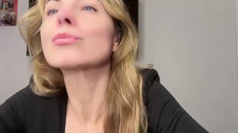 Rachel online show from February 9, 7:09 pm