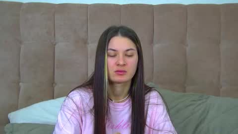 RachellSimpson online show from February 17, 6:40 pm