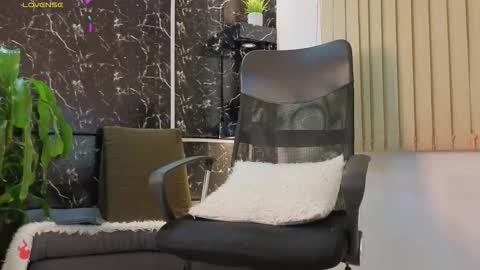 R A F A E L online show from March 13, 12:14 am