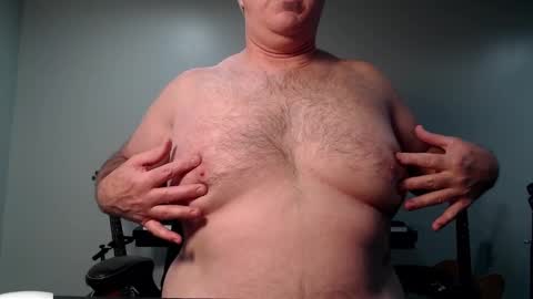 Snapshot of ragin_hardon001 chatting on March 9, 8:42 pm Ray online show from March 9, 8:42 pm