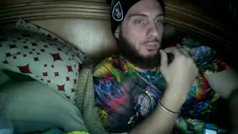 Snapshot of raidersman757 chatting on February 1, 7:57 am hitman online show from February 1, 7:57 am