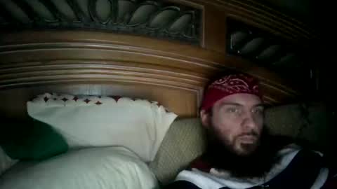 Snapshot of raidersman757 chatting on January 27, 10:49 pm hitman online show from January 27, 10:49 pm