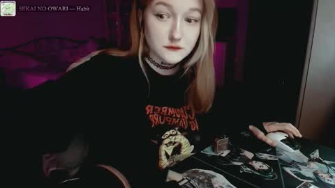 Kate online show from May 9, 7:31 pm