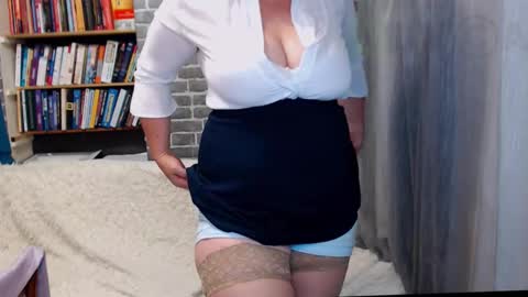 rainbowladyy online show from September 20, 1:36 pm