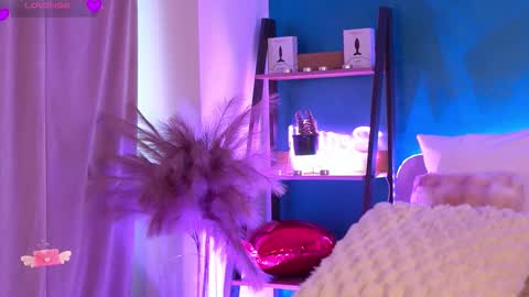 RaisaVawn online show from November 27, 7:27 am