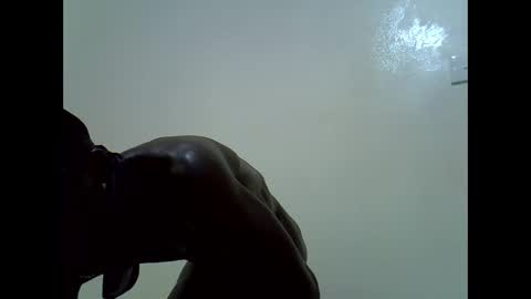 Snapshot of rakeem_1_ chatting on February 19, 1:29 am rakeem 1  online show from February 19, 1:29 am