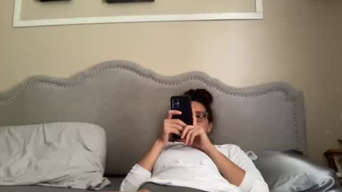 RamonaJ online show from June 18, 4:23 pm