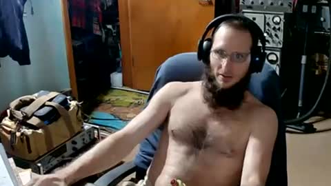 Randall online show from October 3, 4:32 am