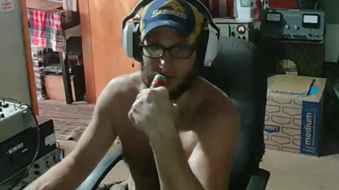 Randall online show from June 3, 8:47 pm