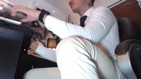 randylukehot online show from January 15, 6:40 pm