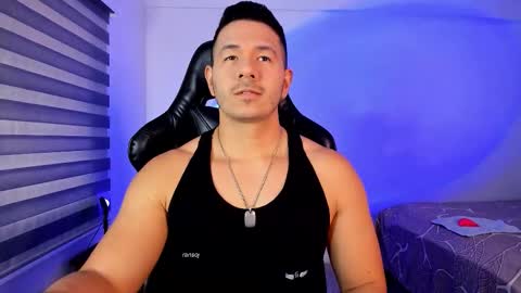 Jonas online show from October 25, 9:15 pm