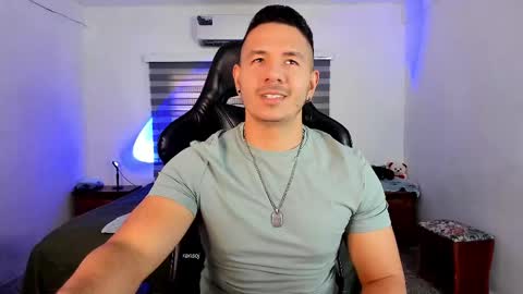 Jonas online show from September 10, 3:02 pm