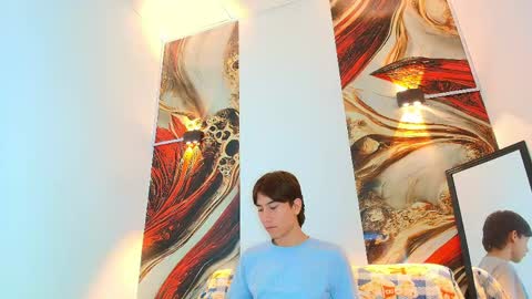 raphael_nyon1 online show from April 27, 4:10 am