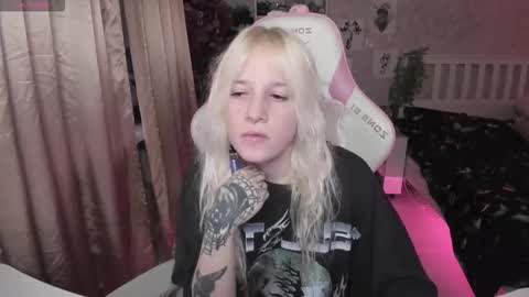 Rapunzel online show from December 3, 1:23 pm