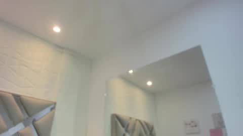 Raquel Moore  online show from January 15, 6:28 pm