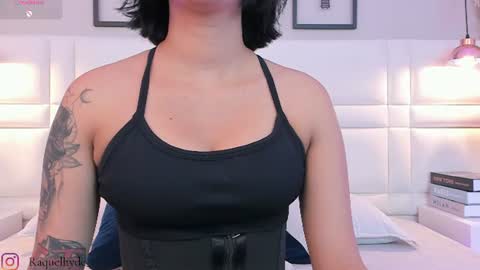 raquel Hyde online show from June 27, 2:39 am