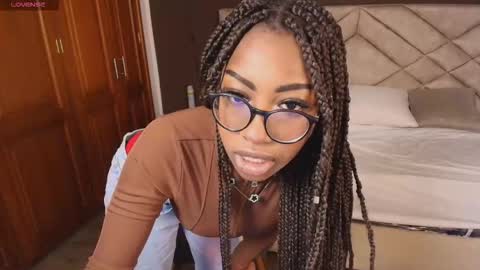 Raquel online show from November 24, 11:53 am