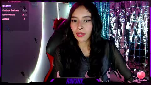   online show from November 4, 10:22 pm