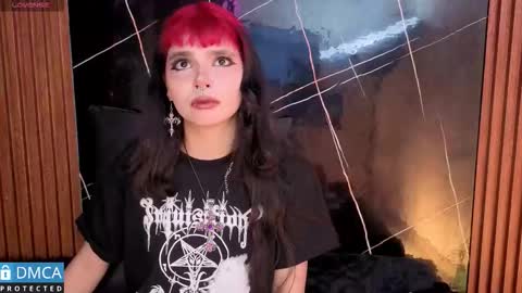 raven_rox_ online show from December 16, 3:14 am