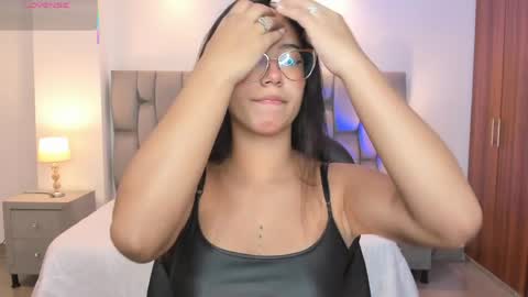 Raven online show from April 3, 11:33 pm