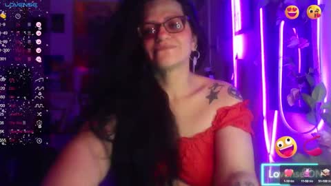 Snapshot of ravenandsin chatting on October 15, 12:25 am Raven online show from October 15, 12:25 am