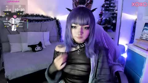 ravencollen online show from December 16, 9:21 pm