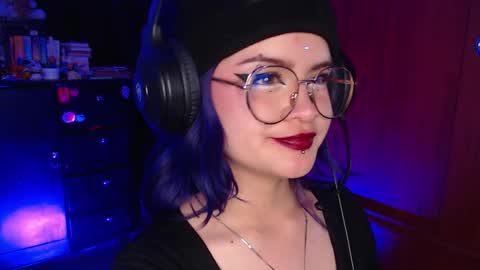 raventh_ online show from November 27, 10:06 pm