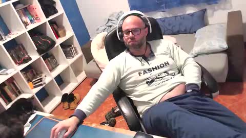 ravingr3d3 online show from March 11, 12:24 am