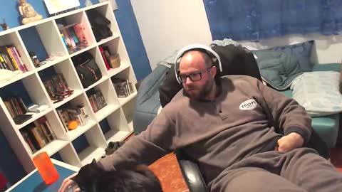 ravingr3d3 online show from February 26, 12:03 am