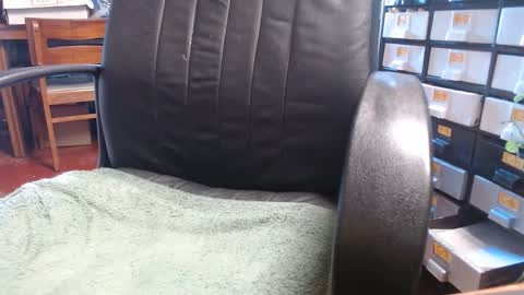 Ray online show from January 1, 3:03 pm