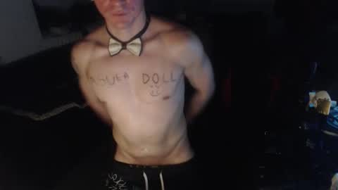 Rayzel online show from November 10, 11:40 pm