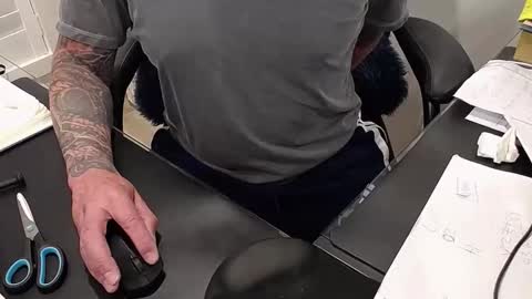 reacher1965 online show from November 4, 9:54 am