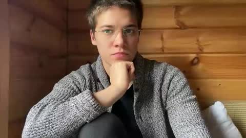 AliceEve online show from October 12, 1:37 pm