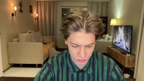 AliceEve online show from February 4, 7:33 pm