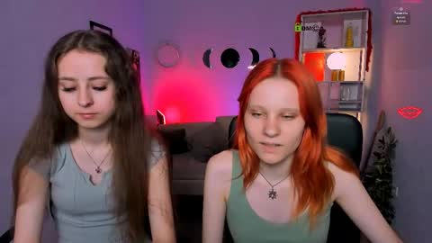 rebecca_smile_ online show from May 19, 12:23 pm