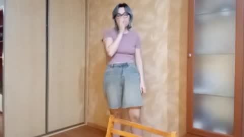 Zoe online show from February 8, 3:04 pm