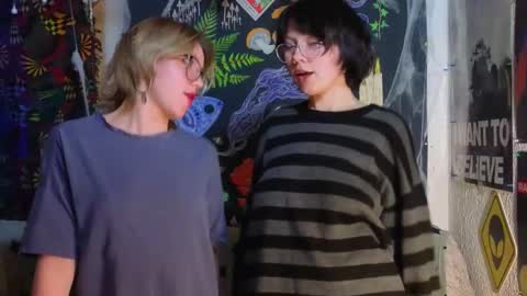 Lara online show from December 20, 11:01 pm