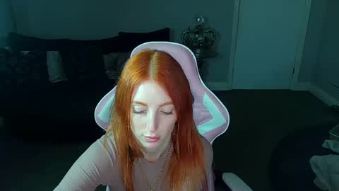 Red -  online show from January 22, 2:03 pm