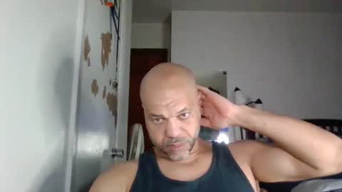 Redbone online show from April 11, 6:40 am