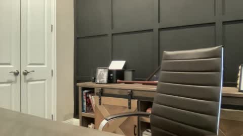 Snapshot of redbull1414 chatting on October 27, 1:00 pm RedBull online show from October 27, 1:00 pm