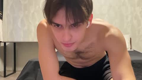 redbullshine online show from December 4, 9:42 am