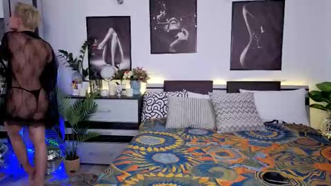 Alex online show from February 25, 12:20 pm