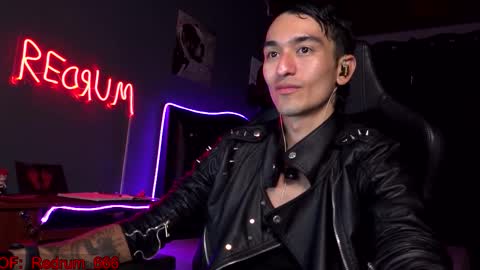 Snapshot of redrum_696 chatting on September 18, 4:33 pm Red online show from September 18, 4:33 pm