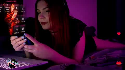 Red online show from July 14, 10:59 pm