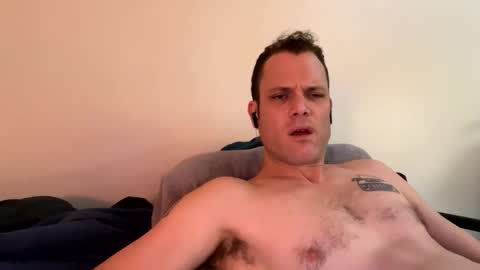 Reed Thomas online show from January 6, 5:44 am