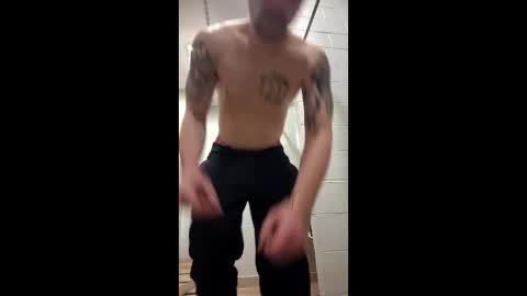 reeddave654 online show from February 25, 7:01 am