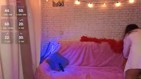 ReginaHawkinss online show from November 5, 9:22 am