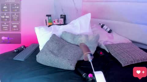 reginavegaa online show from November 15, 12:07 pm